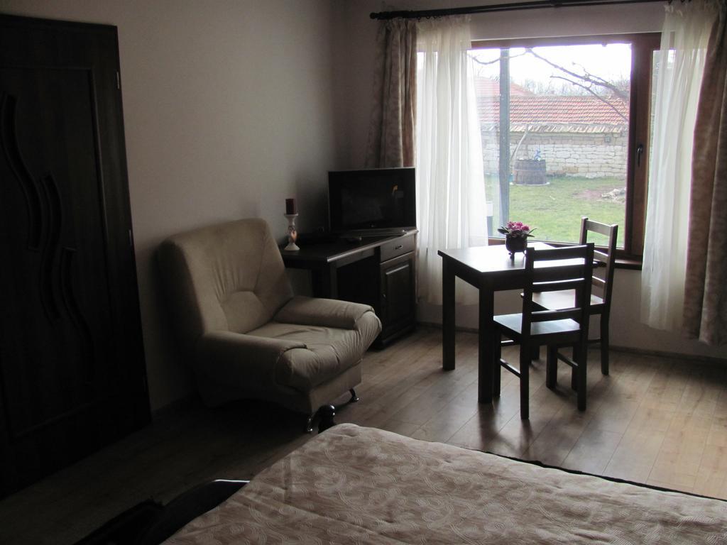 Guest House Villa Elma Nevsha ห้อง รูปภาพ