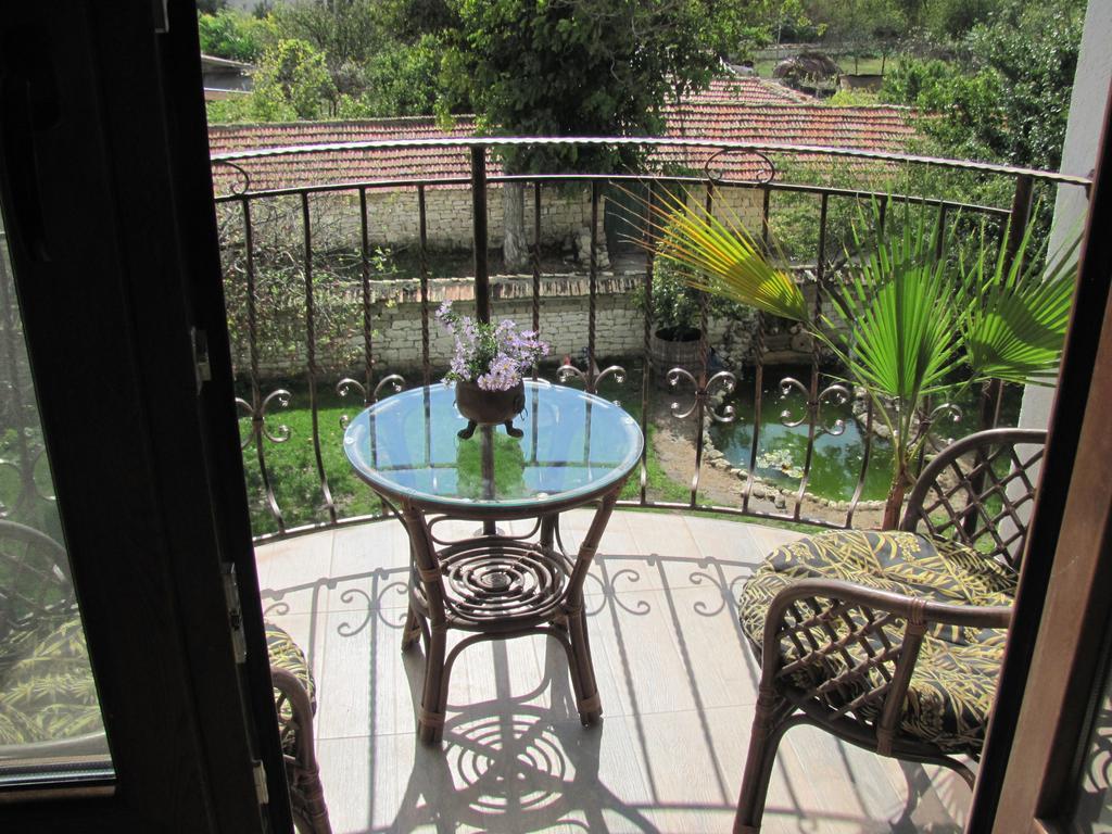 Guest House Villa Elma Nevsha ภายนอก รูปภาพ
